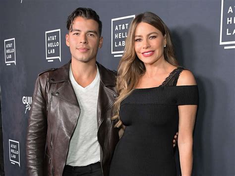 Everything to Know About Sofia Vergaras Son, Manolo Gonzalez Vergara。